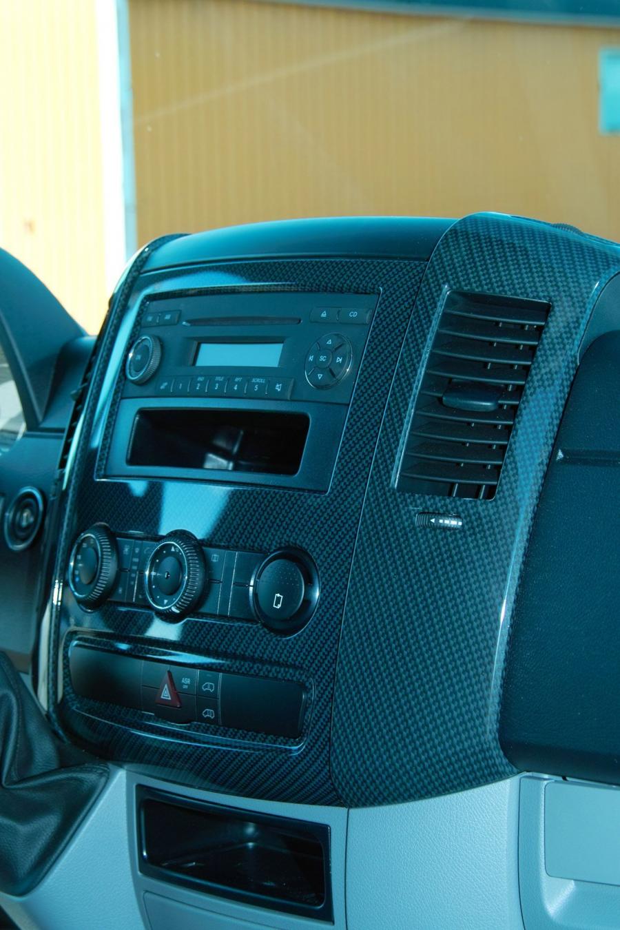  Volkswagen Crafter Vansports by Hartmann 2012 года  (фото 7 из 17)